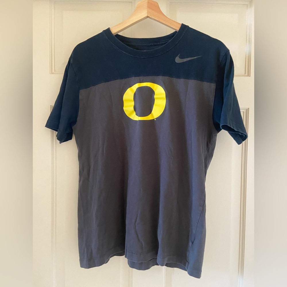 Nike Oregon Ducks T-shirts